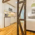 Guest Alfama Apartman